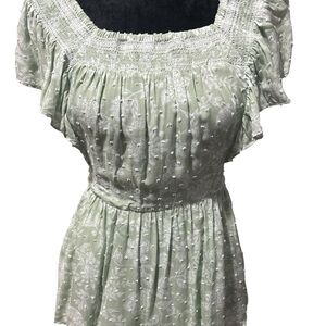 Doe & Rae Light Green Floral Ruffle Blouse, Size S- NWOT